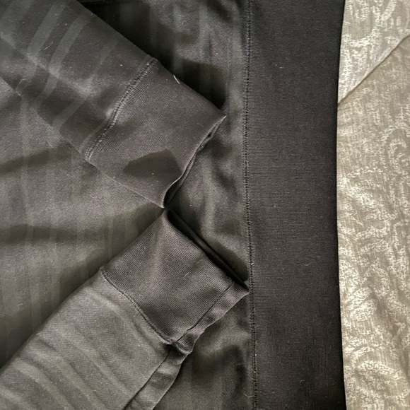 Black Volcom Zip Up Hoodie - Picture 7 of 7